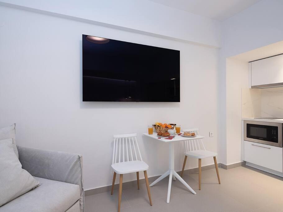 Iris Luxury Apartment At The Heraklion Center Ngoại thất bức ảnh